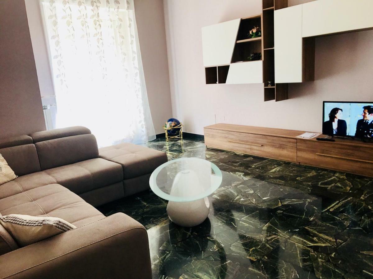La Casa Di Claudia Apartment Генуа Екстериор снимка